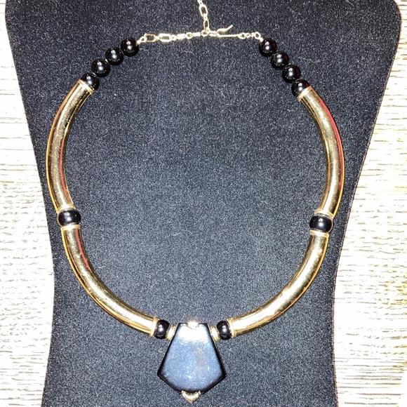 VINTAGE unmarked gt metal& blk beads flexible necklace, hook closure $27 - Picture 5 of 7